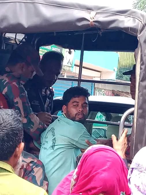 রাঙামাটির লংগদুতে ইয়াবাসহ ছাত্রদল নেতা আটক